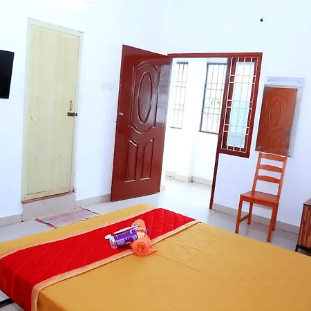 Breezy Homestay Pondicherry Exterior photo